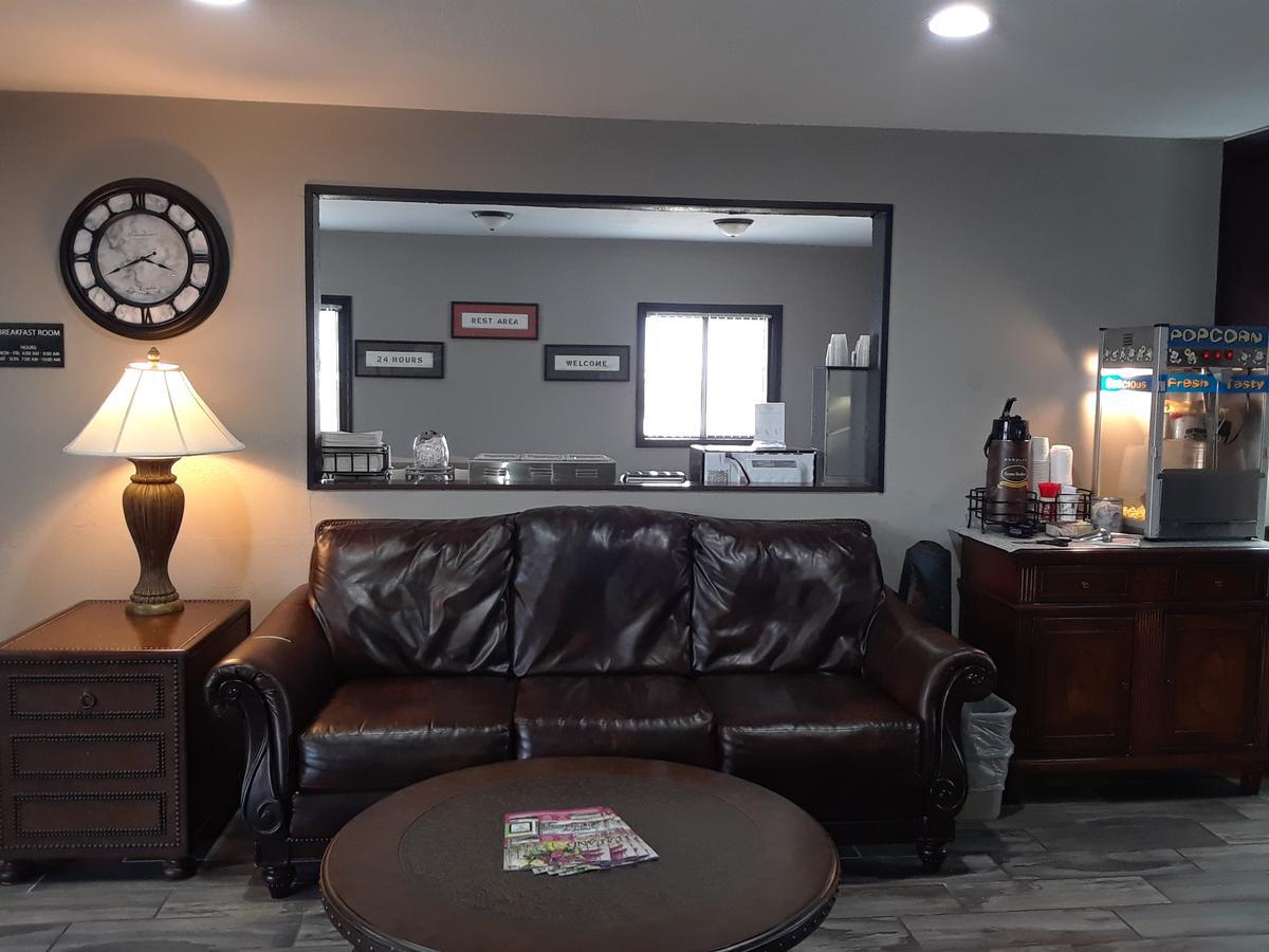 Super 8 By Wyndham Poplar Bluff Missouri Hotel Екстериор снимка