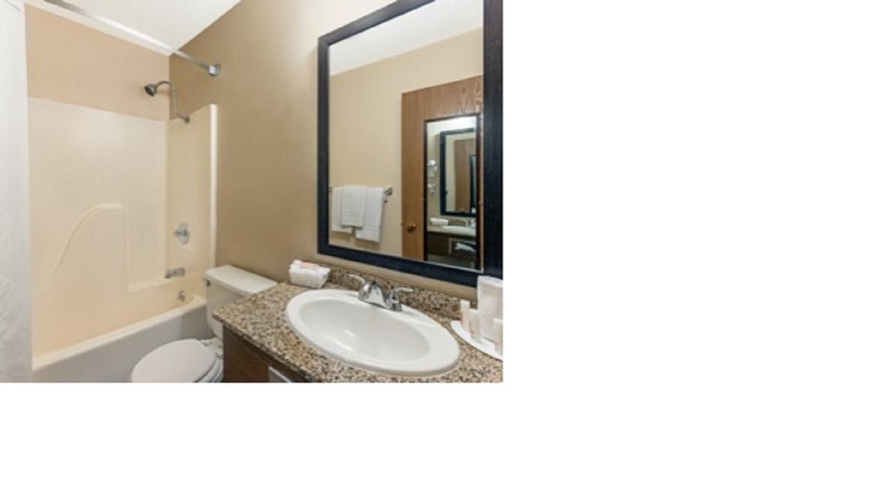 Super 8 By Wyndham Poplar Bluff Missouri Hotel Екстериор снимка
